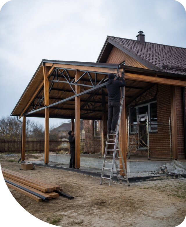 Пристройка навеса к дому и участку в Шарыпове под ключ
